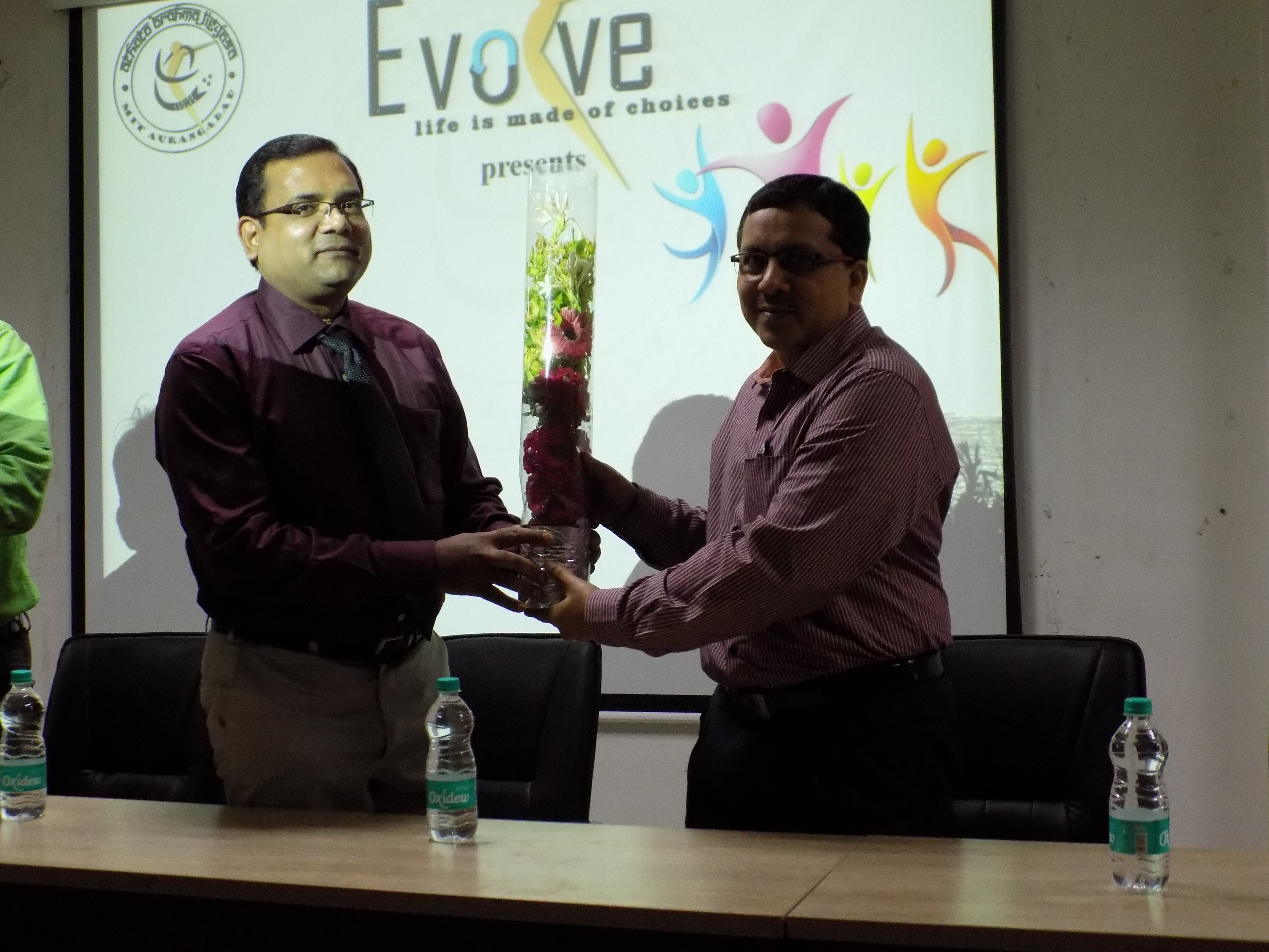 Felicitation of EVOLVE Guest Speaker